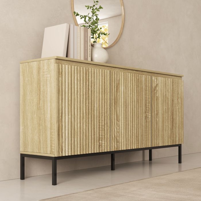 Geribbeld dressoir model Logan 3 deuren kleur Sonoma